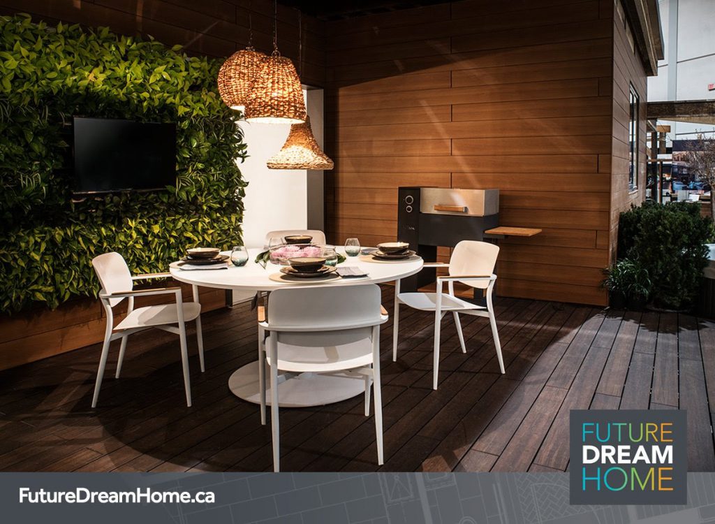 dasso.XTR deck at National Home Show